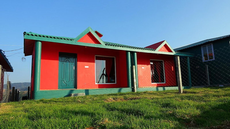 The Bowers Chalet Private Campfire & Lawn BBQ, WIFI, Breakfast Hill Top 360 degree view, Ooty, India