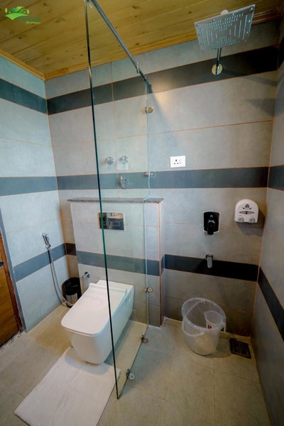 Abhilashi Residency & Spa - Centrally Heated & Air Cooled, Manāli, India