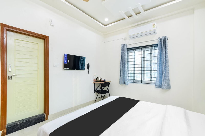 Super Townhouse Kokapet Formerly Aarian Tej Nilayam, Hyderabad, India