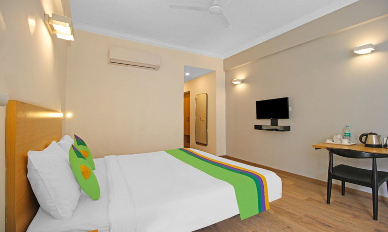 Treebo Grand Legacy Shahenshah, Dehradun, India