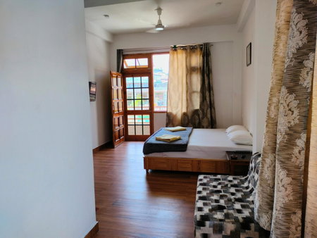 Mathan View Homestay - 3min Drive to Kullu-Manali Airport, Shamshi, India