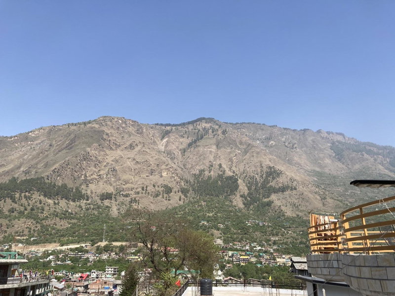 Mathan View Homestay - 3min Drive to Kullu-Manali Airport, Shamshi, India