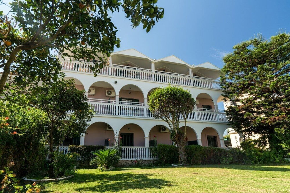 Alamis Hotel & Apartments, Греция