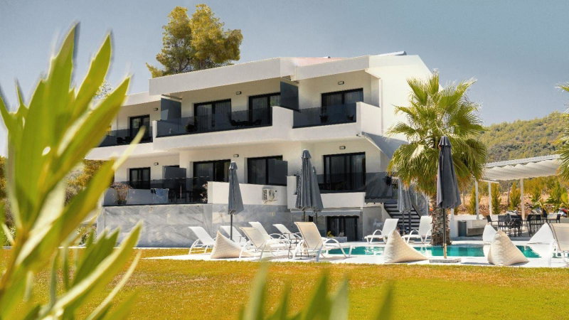 Pine Resort, Polykhrono, Greece