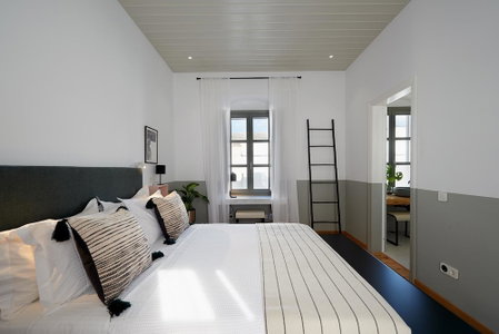 Argonauta, Paros, Greece