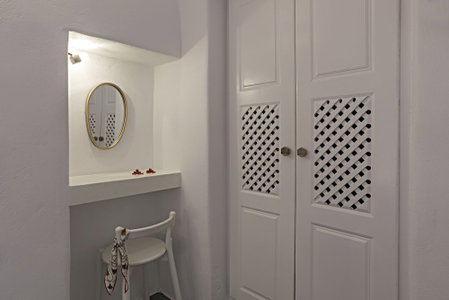 Helianthus Suites, Santorini, Greece