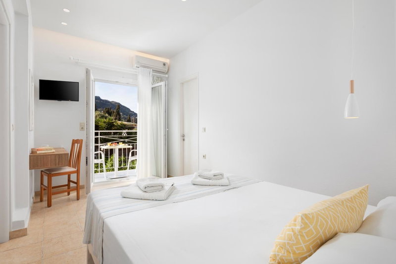 Bella Vista Beach Hotel, Benitses, Greece