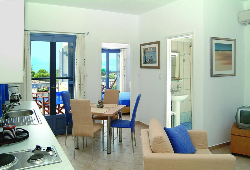 Fistikies Holiday Apartments, Aegina Town, Greece