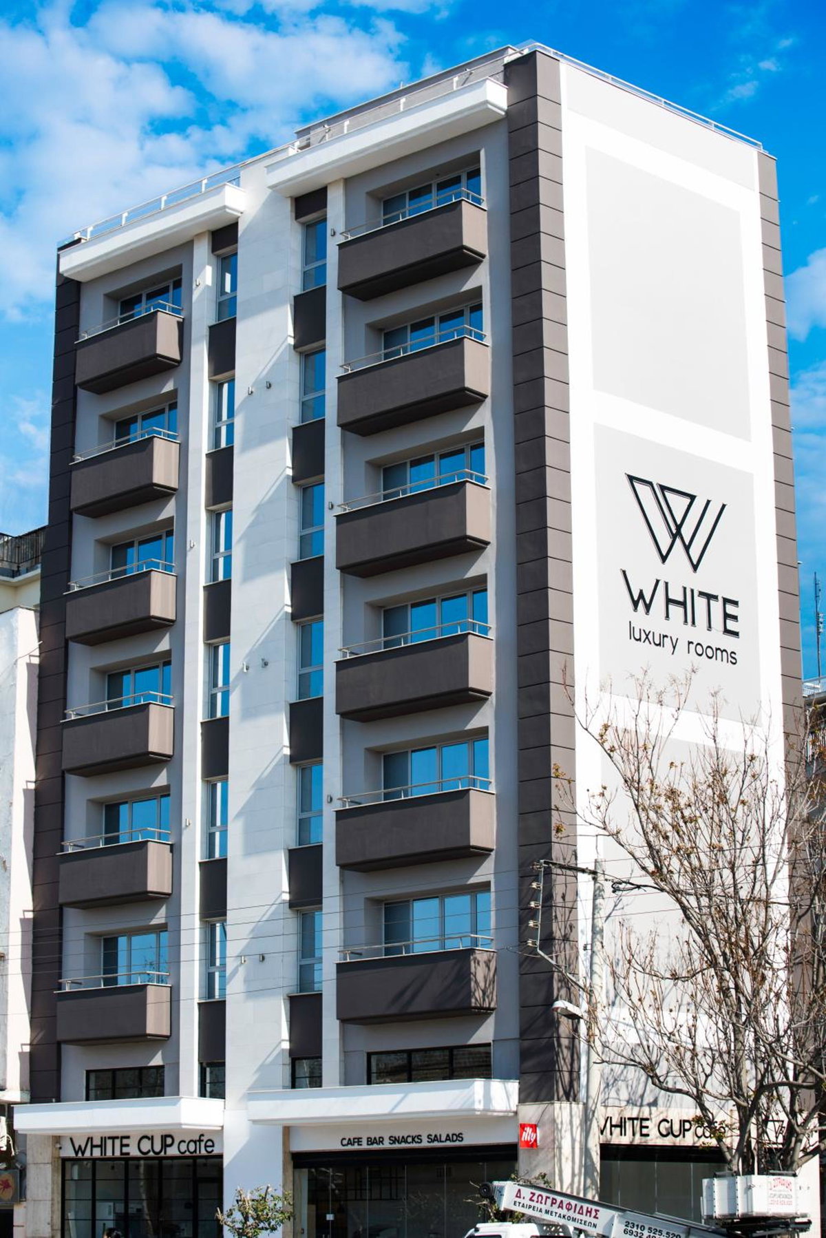 White Luxury, Griechenland