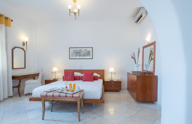 Hotel Adonis, Mýkonos City, Greece
