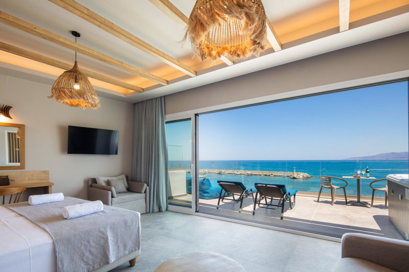 Skipper Beachfront Suites, Hersonissos, Greece