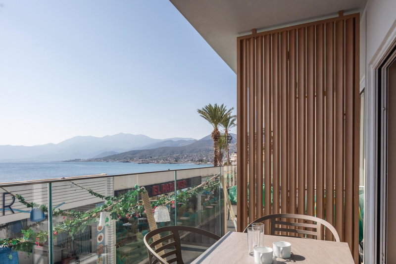 Skipper Beachfront Suites, Hersonissos, Greece