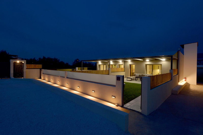 Swan Paradise Residences, Loutra Oraias Elenis, Greece
