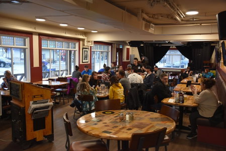 Party Hostel- Canmore Hotel Hostel, Canmore, Canada