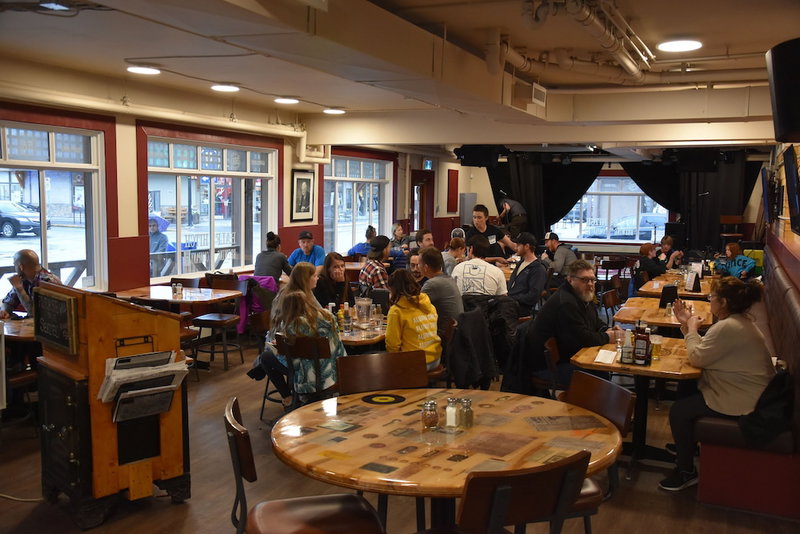 Party Hostel- Canmore Hotel Hostel, Canmore, Canada