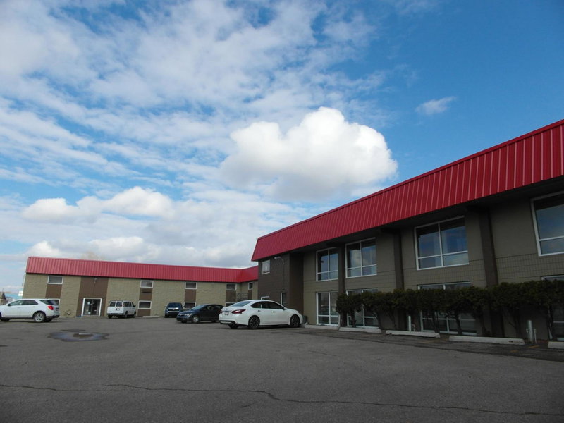 West View Motel, Hanna, Canada