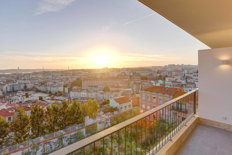 Luxury Graça Apartment The Most Amazing View of Lisbon, Lisbon, Portugal