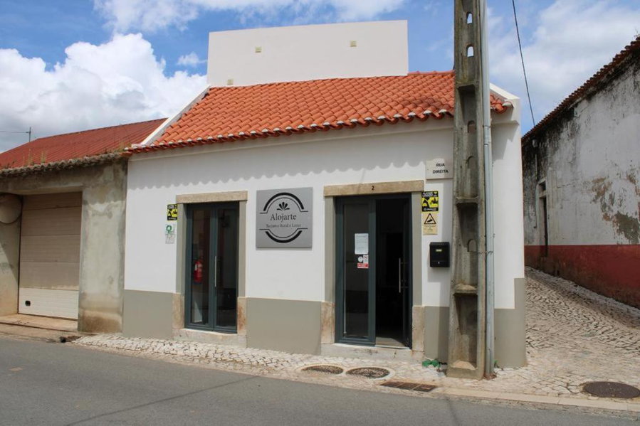 Alojarte, Figueiros, Portugal