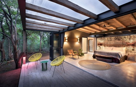Mbazo Safaris, Pilanesberg National Park, South Africa