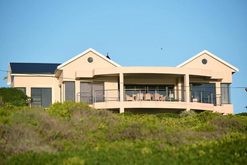 Zeezicht Guest House, De Kelders, South Africa