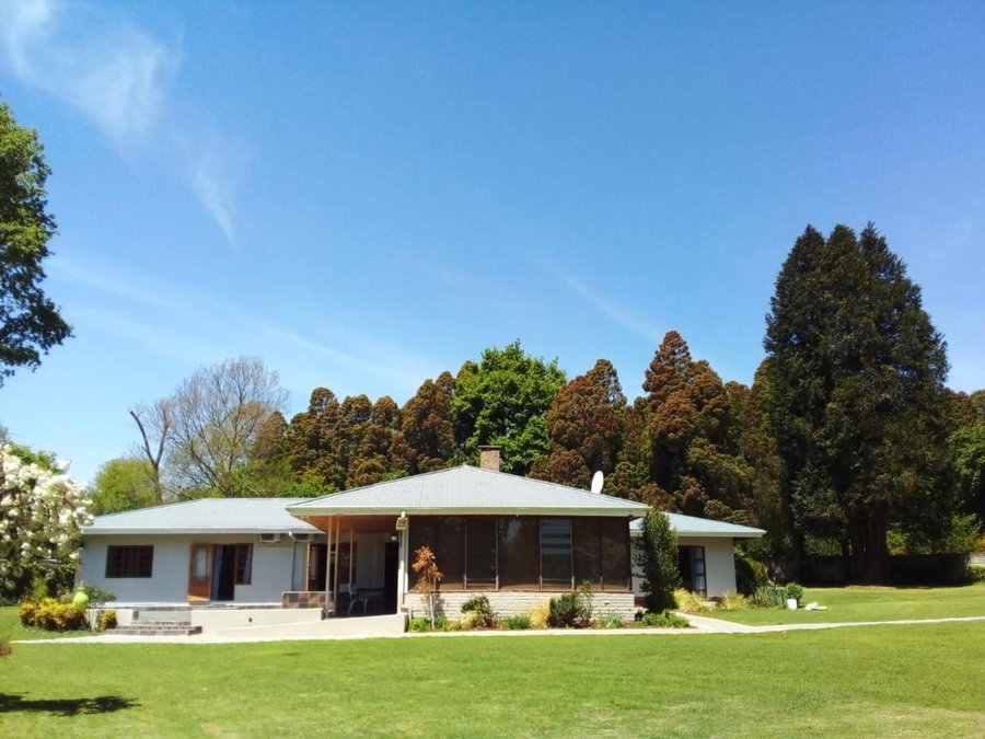 Sani Pass Manor Guest House, Himeville, South Africa