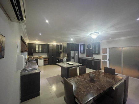 Illovo Beach house, Amanzimtoti, South Africa