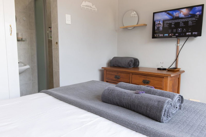Surf Way Beach cottage, Cape Town, South Africa