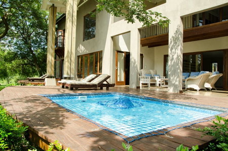 Villa Rostrata-on-Lake, Hazyview, South Africa