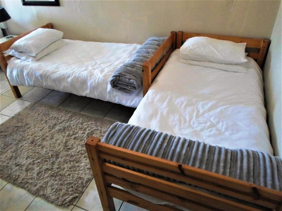 Cenikma Guest Suites - Family Room 1, East London, South Africa