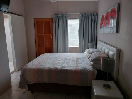 Cenikma Guest Suites - Family Room 1, East London, South Africa