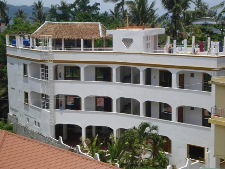 Moonlight Breeze Inn Boracay, Philippines