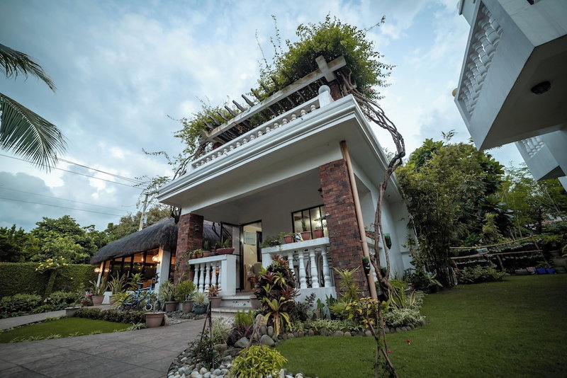 Bernardos Lantia Hotel, Basco, Philippines