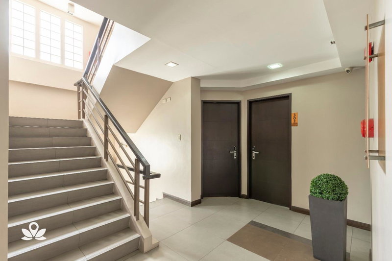 Lorenzzo Suites Hotel Makati, Manila, Philippines