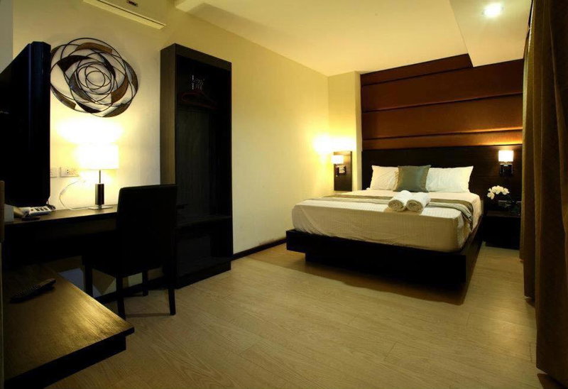 Lorenzzo Suites Hotel Makati, Manila, Philippines