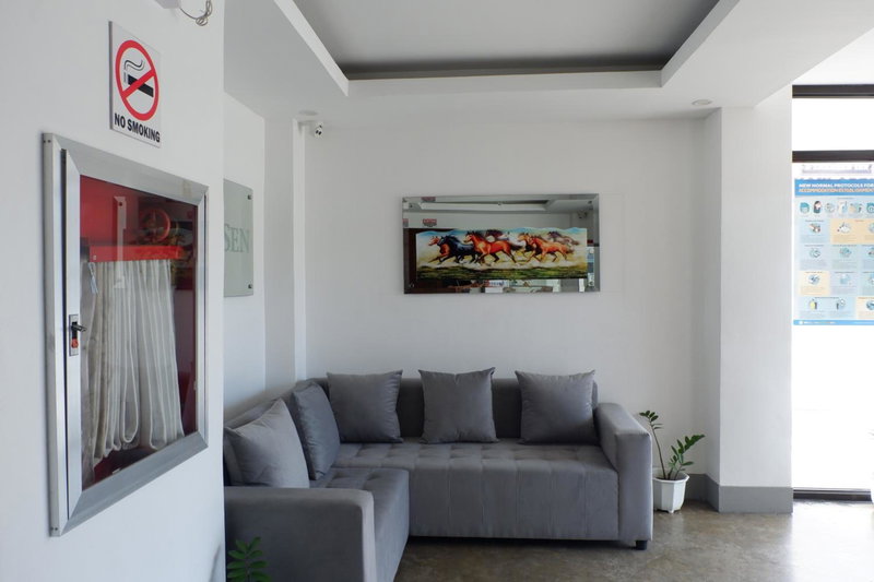 8 Zhensen Inn, Bacoor, Philippines