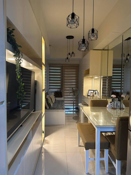 Mel and Rose Place in S Residences Tower 1 MOA, Manila, Philippines