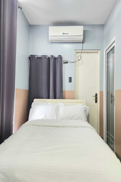 Qingqing Hotel Pasay Manila near MOA, Manila, Philippines