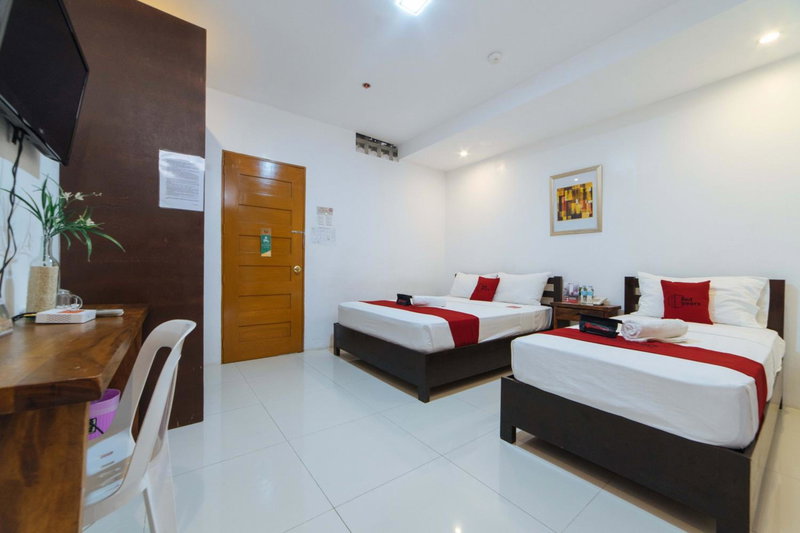 RedDoorz Plus @ San Roque Roxas City, Roxas City, Philippines