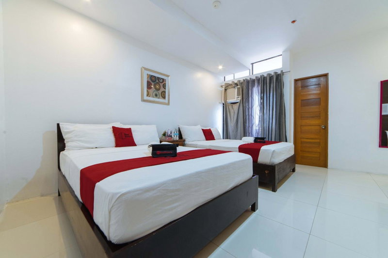 RedDoorz Plus @ San Roque Roxas City, Roxas City, Philippines