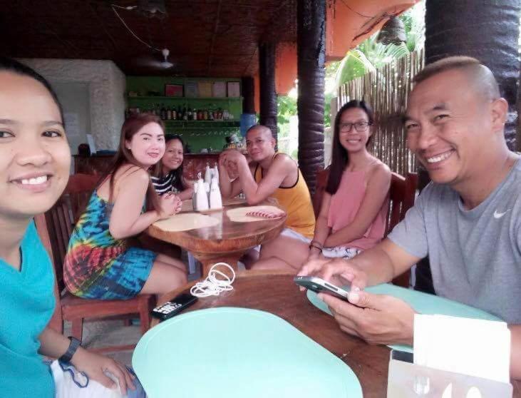 Guanna's Place Room and Resto Bar, Malapascua Island, Philippines