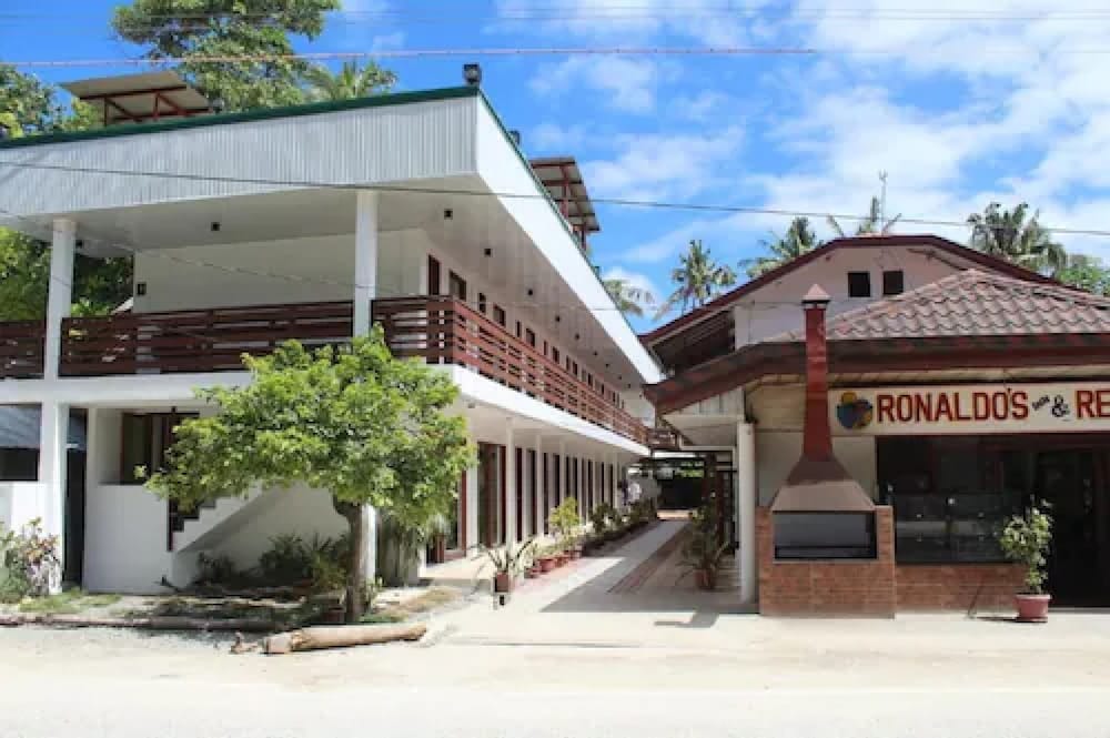 Hotel · Ronaldo's Inn Siargao by Cocotel, General Luna