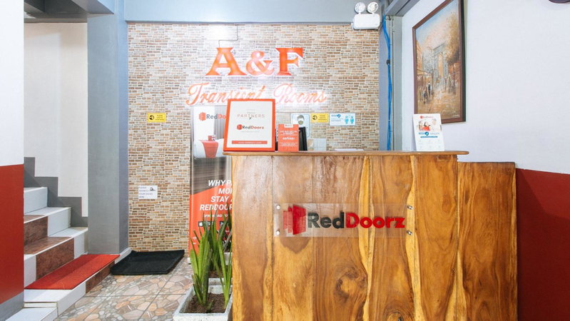 RedDoorz at A&F C5 Pinagsama Taguig, Manila, Philippines