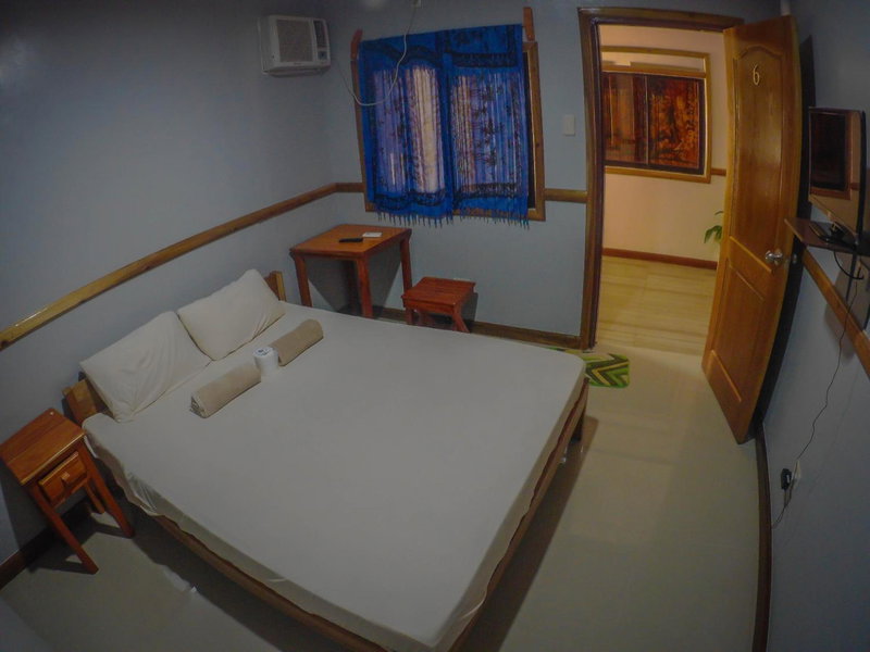 Ocean Manor Inn, Roxas, Philippines