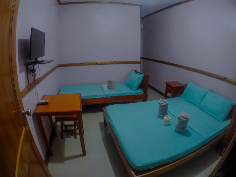 Ocean Manor Inn, Roxas, Philippines