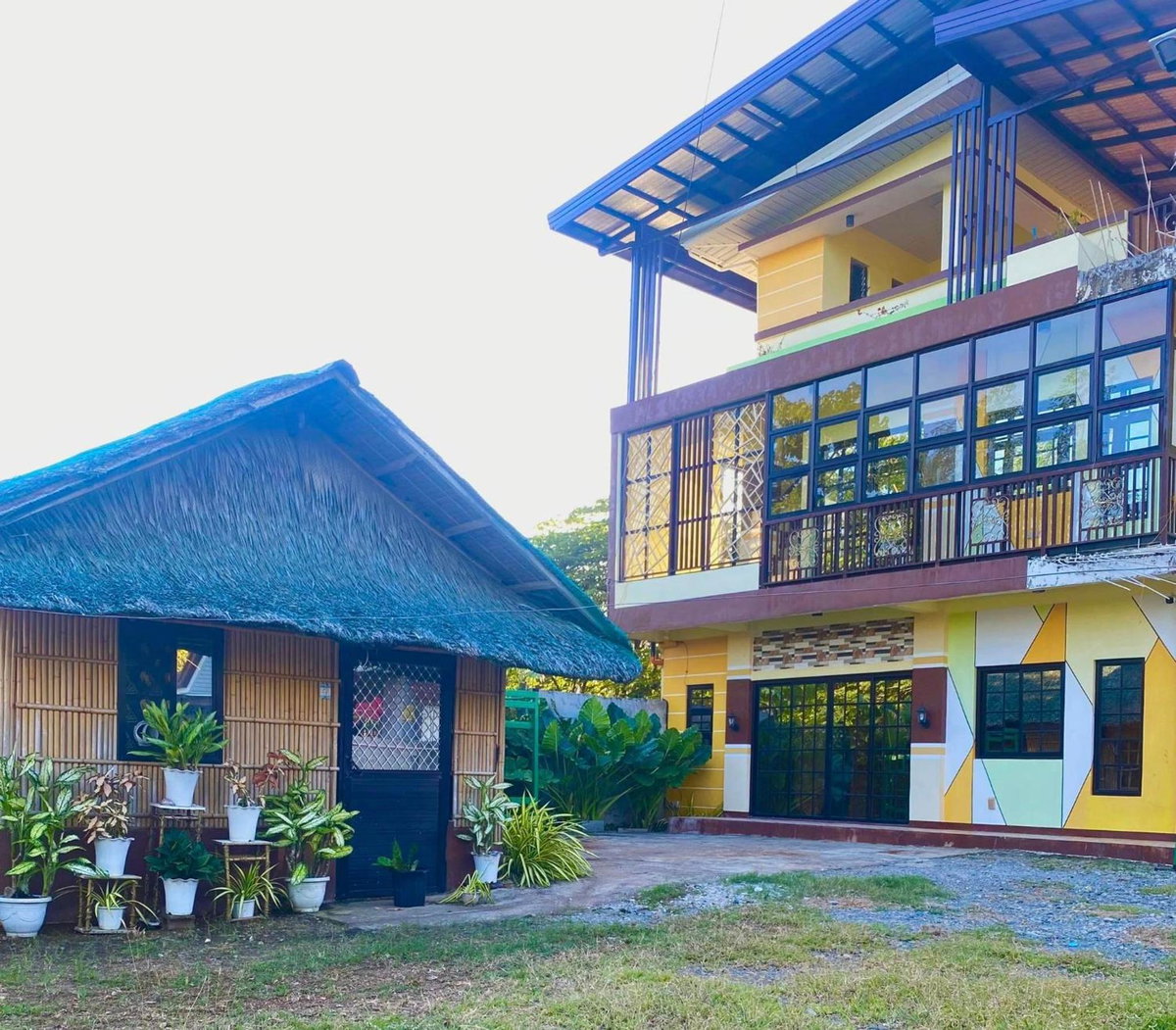 Casa de Flores, Philippines