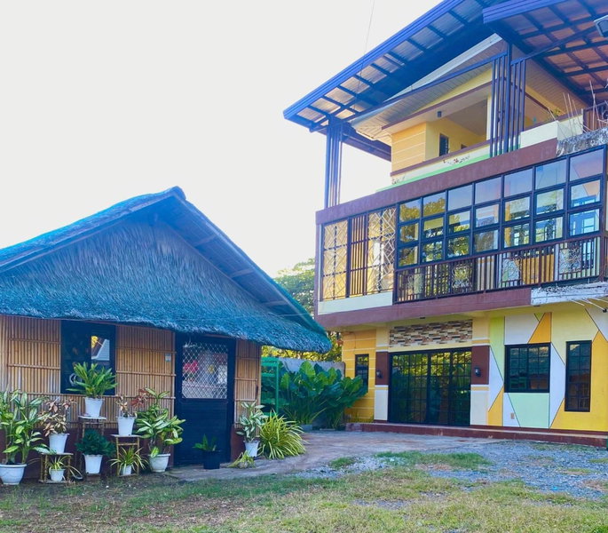 Casa de Flores, Alaminos, Philippines