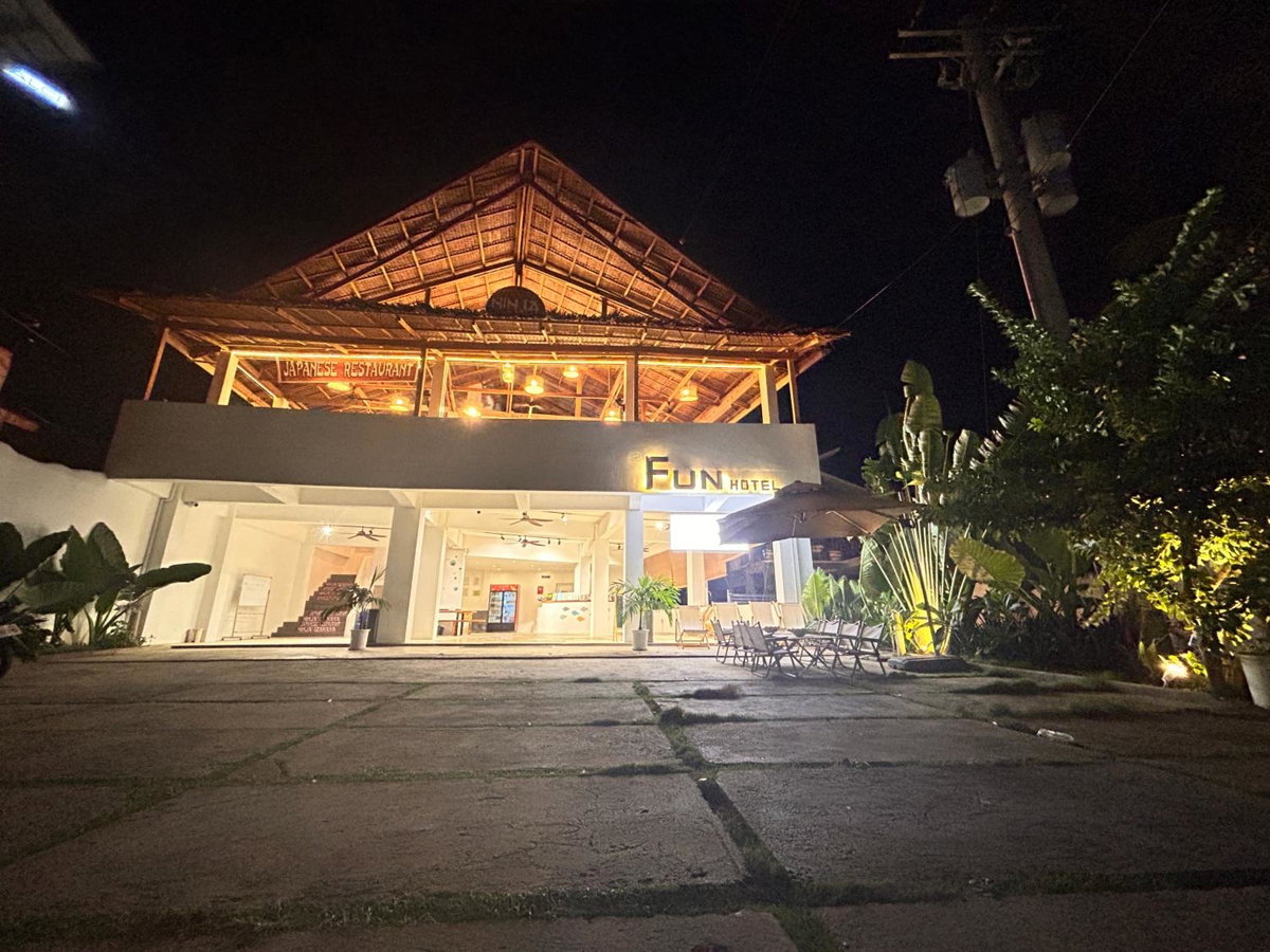 Fun Hotel, Philippines