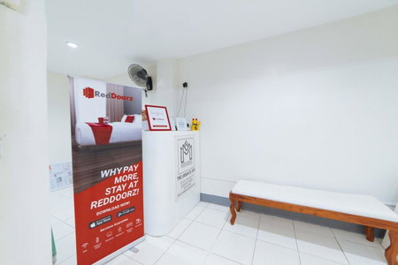 RedDoorz @ Plaza Jaro Iloilo, Iloilo City, Philippines
