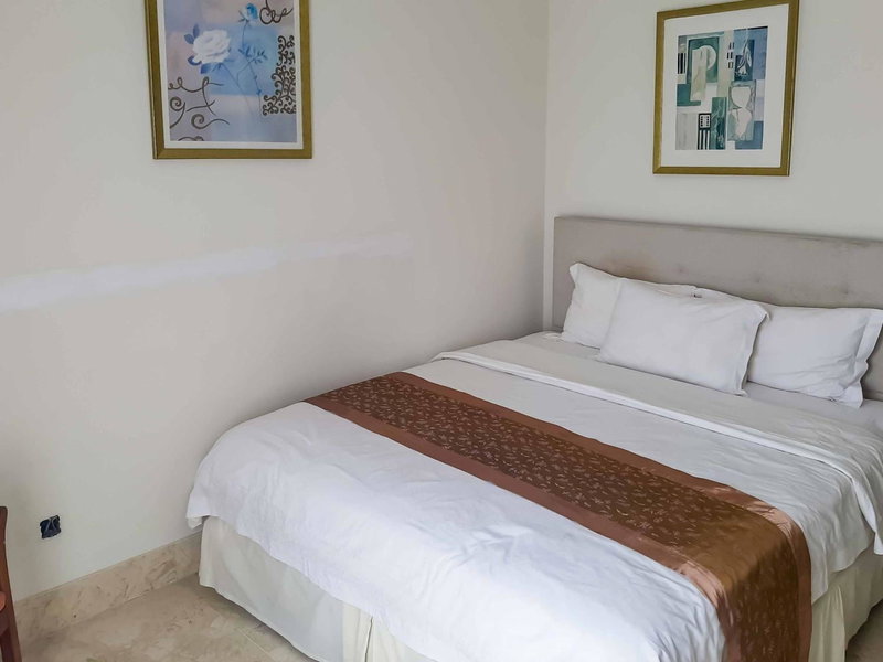 Bangka Suite Mitra RedDoorz, Jakarta, Indonesia