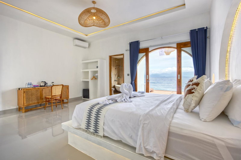 Moontana Beachfront Villa, Nusa Penida, Indonesia